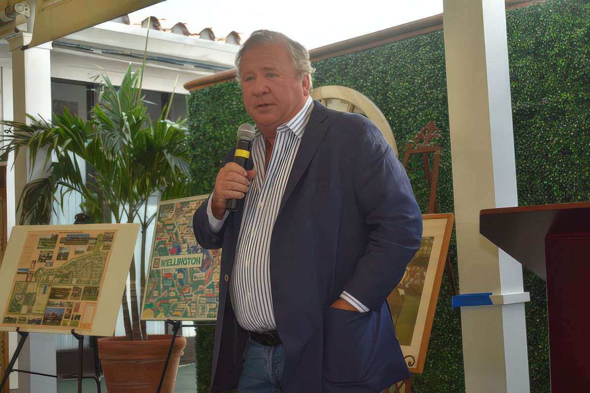 Tim Gannon speaking at event